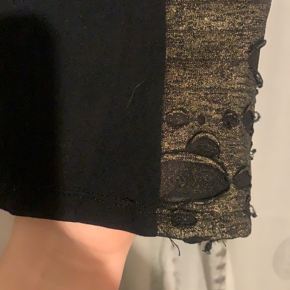 Vintage Designer Tee - Picture 9 of 11